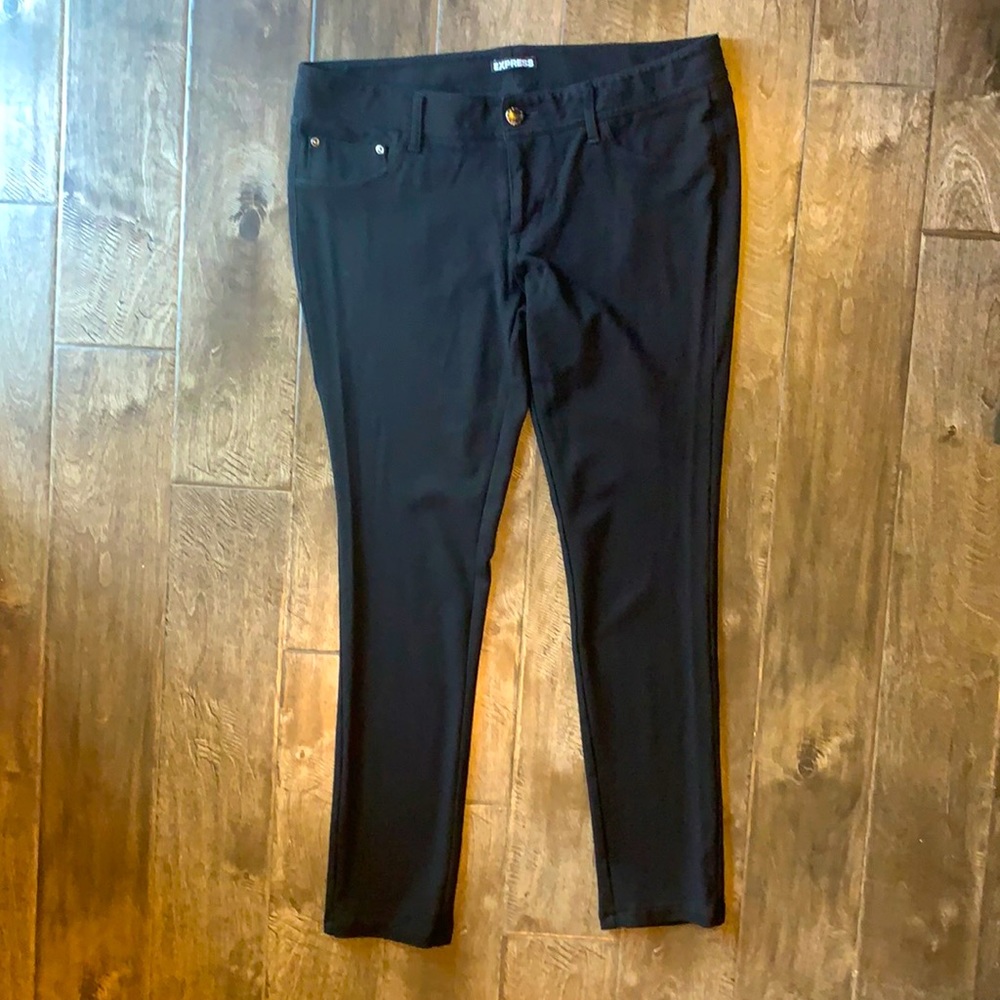 Express Women’s Super Soft Black Pants Size Large